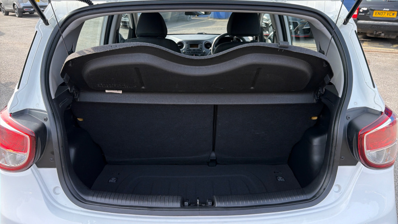 Hyundai i10 1.0 SE 5dr Petrol Hatchback